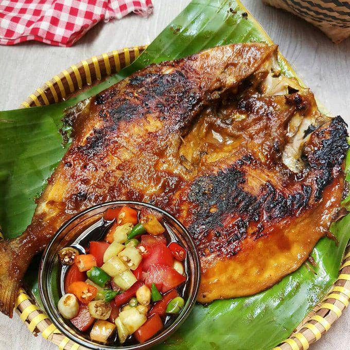 Bubur Ayam Nusantara: Kenangan Pagi yang Menggigit di Jantung Cilacap